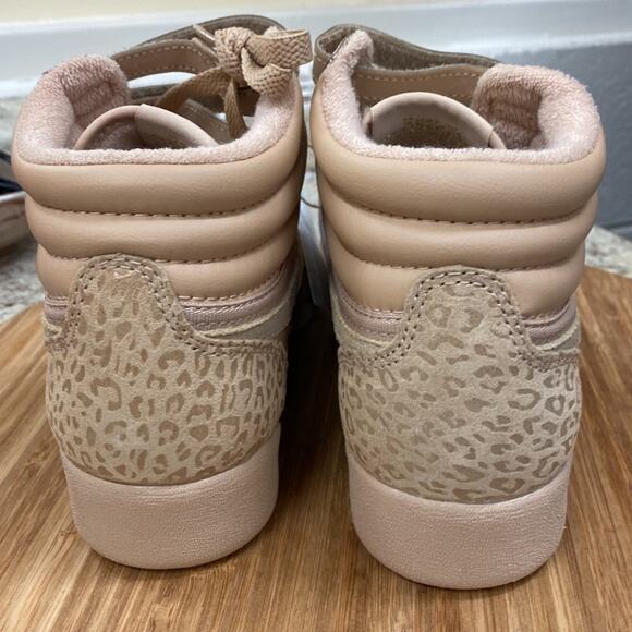 NIB Reebok F/S Hi Sahara GoldMt. Lace up sneakers - Picture 12 of 13